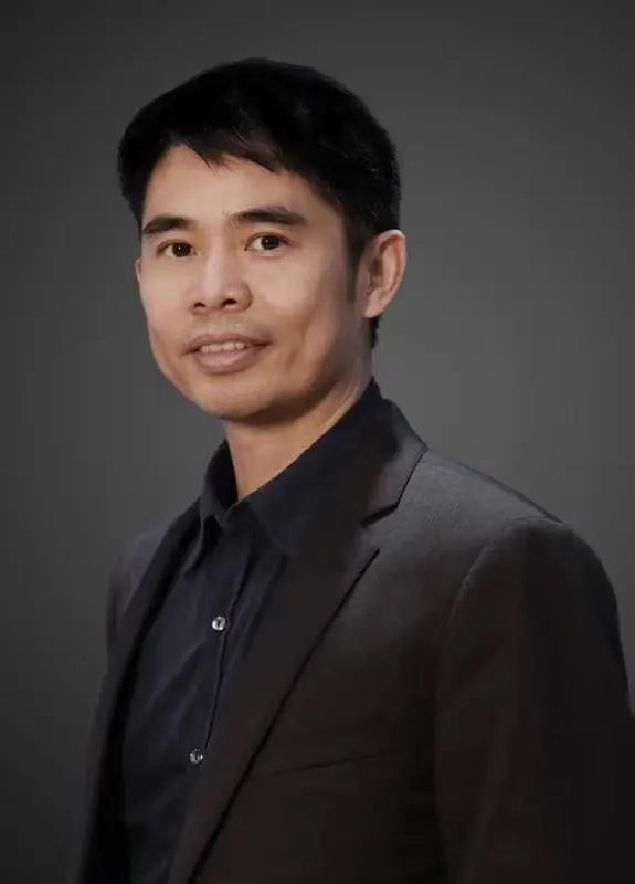 邹均 元宇宙科技产业党政干部学习详解编委&运通链达金服科技有限公司CEO
