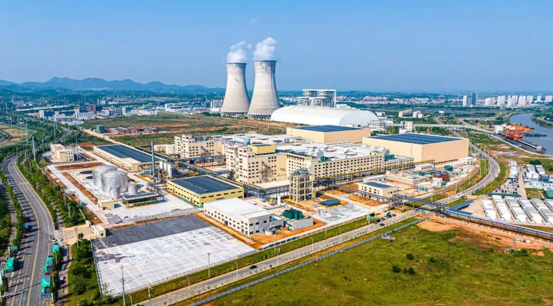 安徽佑顺新材料有限公司年产120万吨轻量舒感功能性差别化纤维项目点火成功