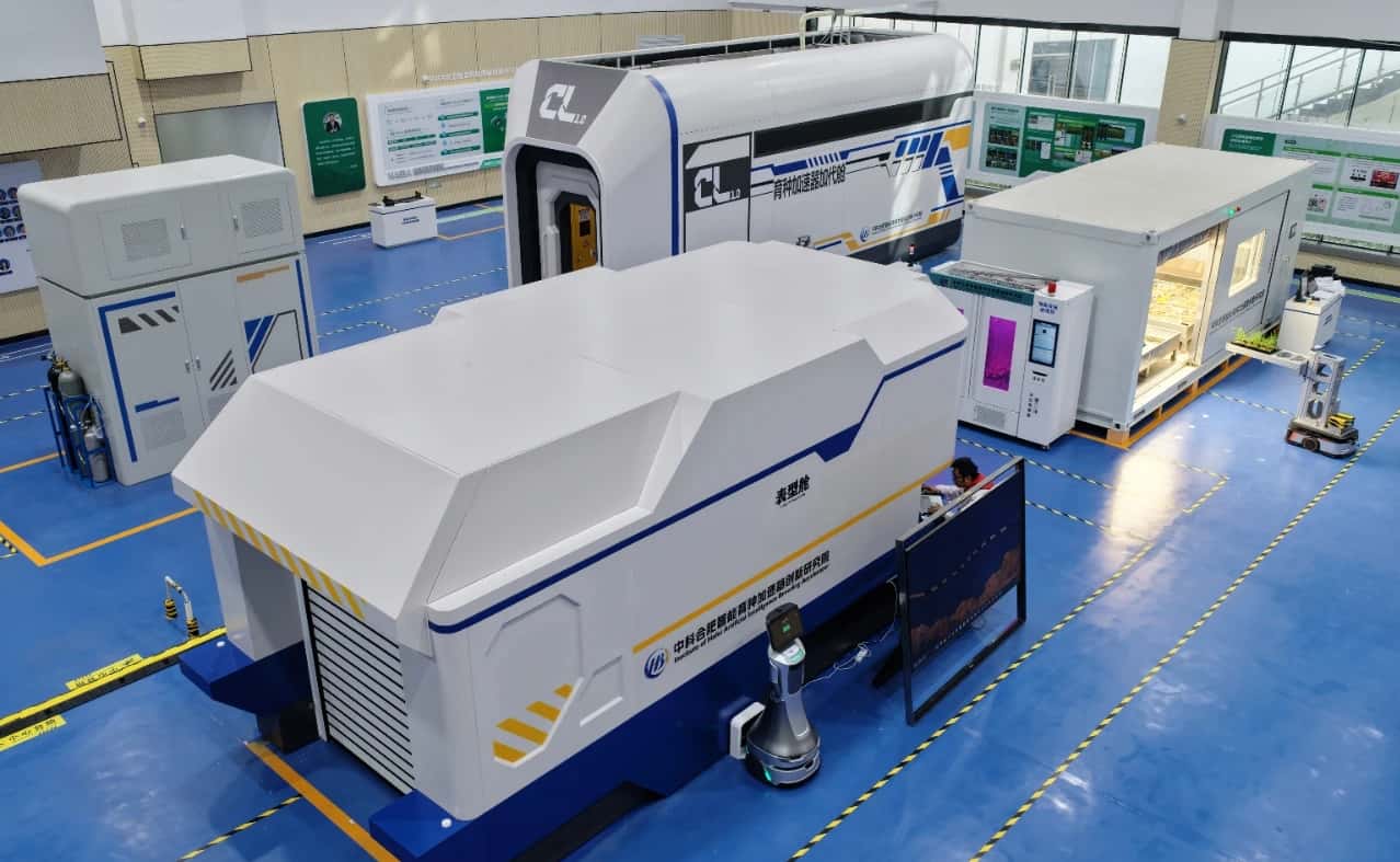 全链条机器人育种家+小麦快速育种商业化服务平台发布