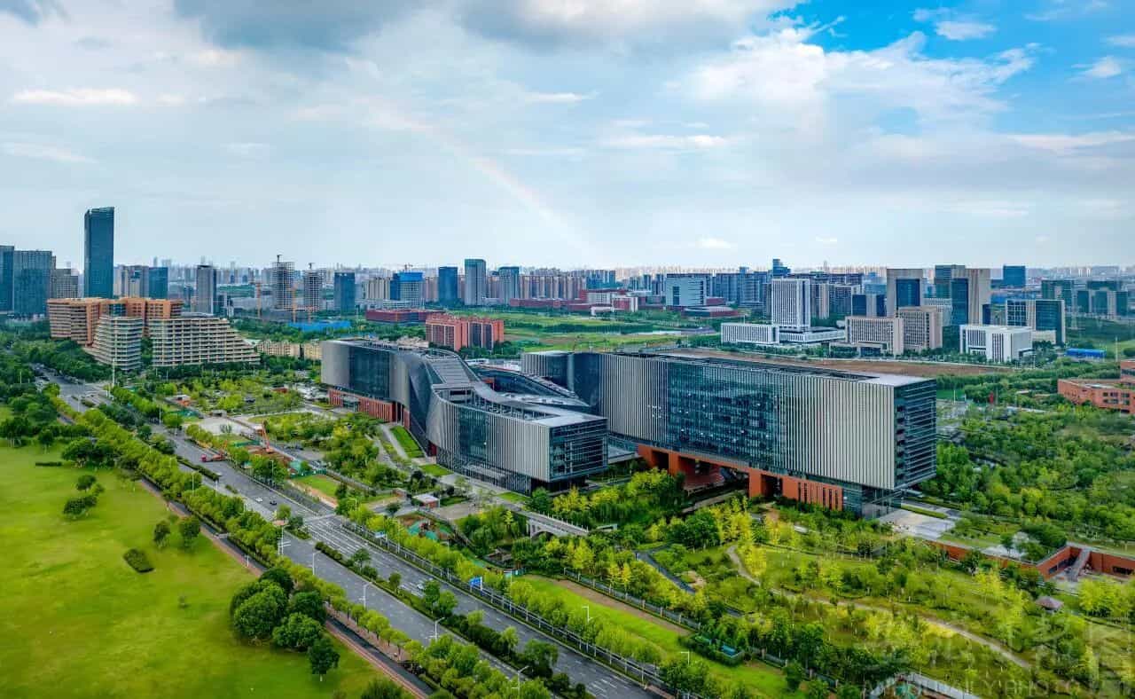 “三重奏”产业律动